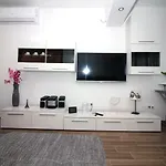 Nika Apartamento