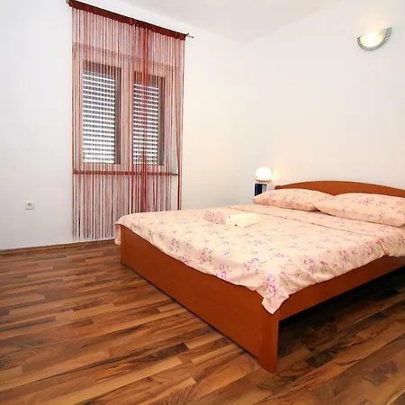 Appartement Nika *