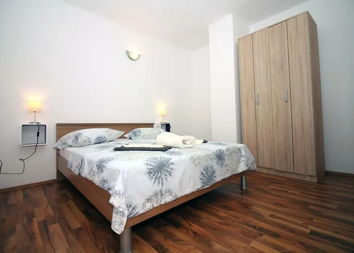 Nika Appartamento Tisno